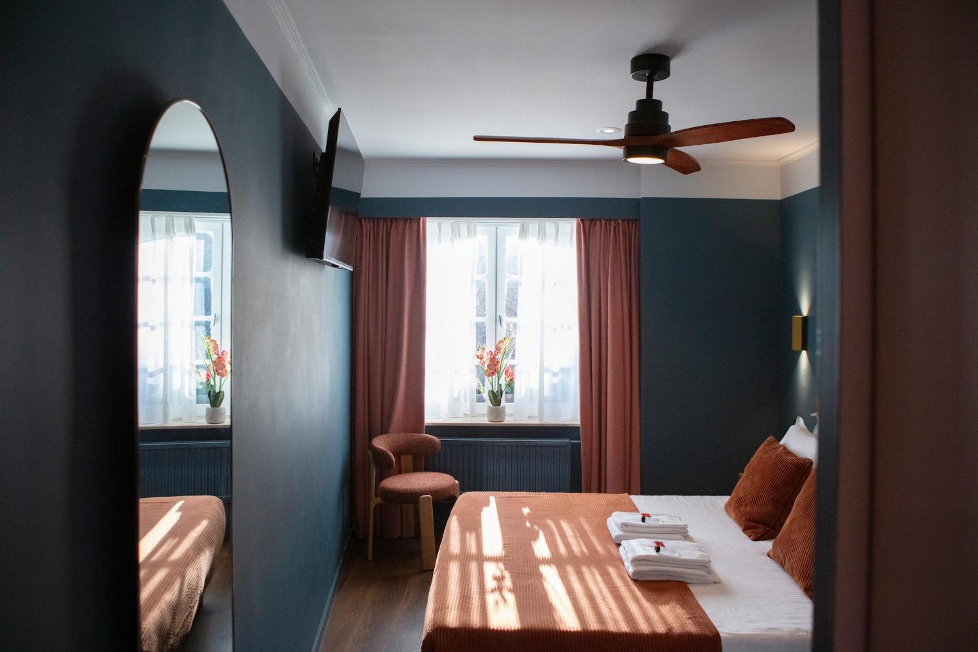 Gillis Eight By Romy&travis Hotel